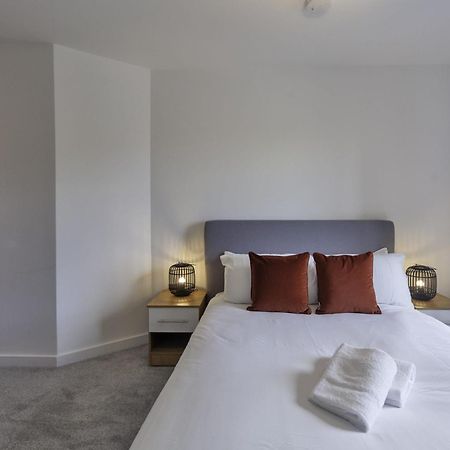 Lovely 2 Bedroom Apartment In Central Ashford Ashford  Zewnętrze zdjęcie