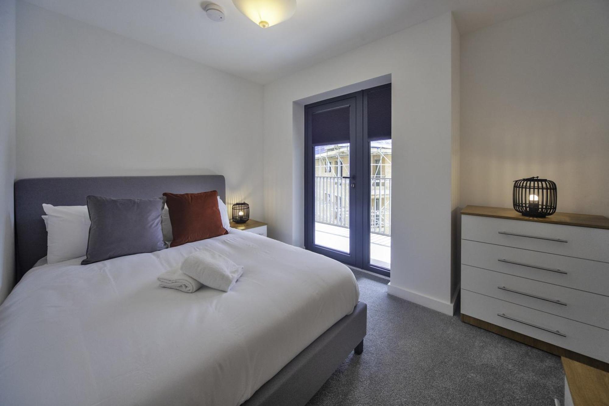 Lovely 2 Bedroom Apartment In Central Ashford Ashford  Zewnętrze zdjęcie