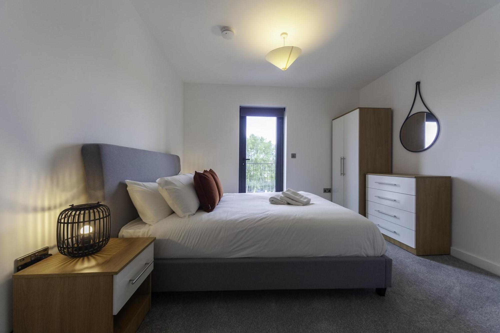Lovely 2 Bedroom Apartment In Central Ashford Zewnętrze zdjęcie